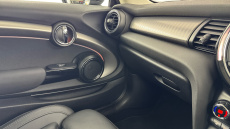 MINI Hatchback 1.5 Cooper Exclusive II 3dr Petrol Hatchback